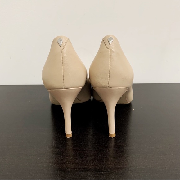Aldo Nude Heels - Picture 3 of 12